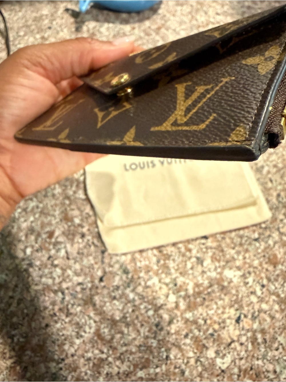 Louis Vuitton Monogram Recto Verso - Picture 10 of 10